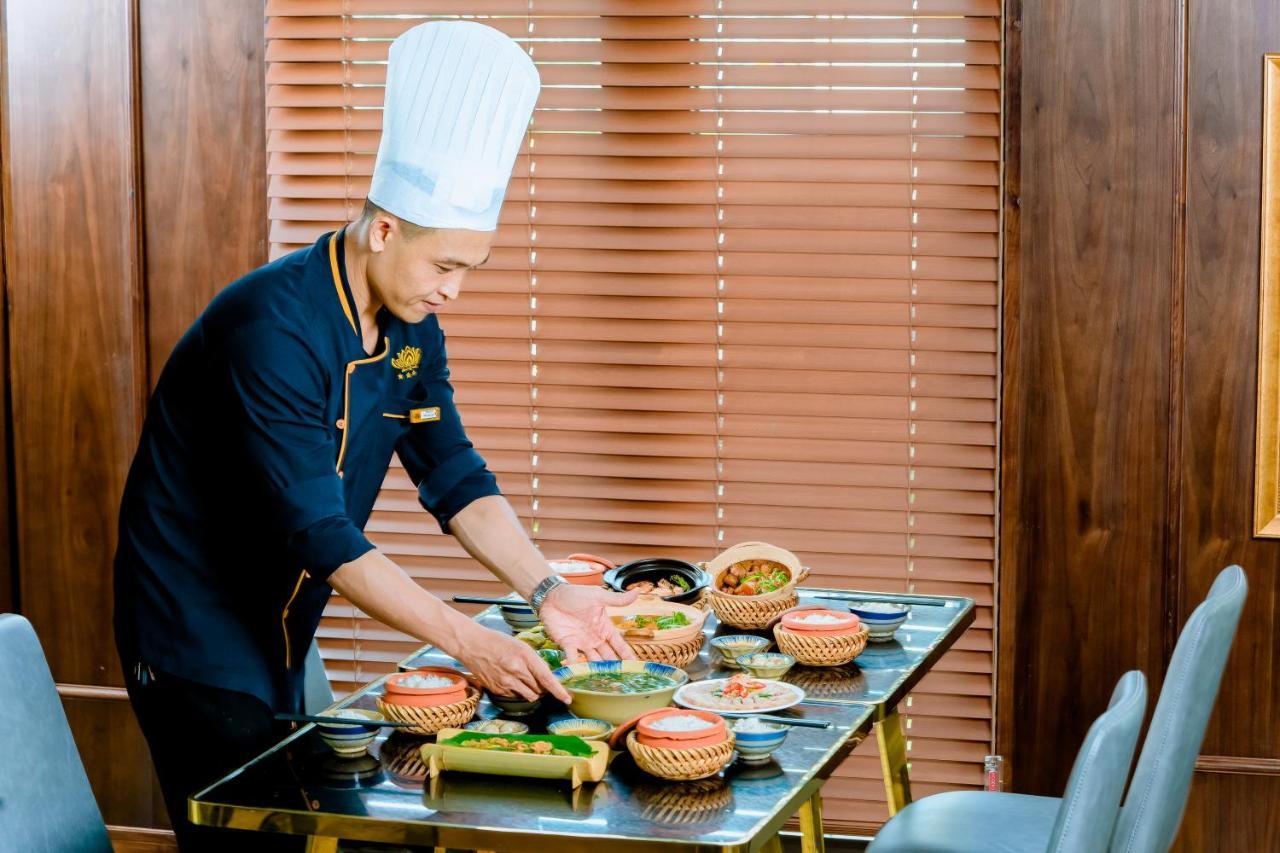 Golden Lotus Luxury Hotel Danang - Complimentary Daily Afternoon Tea Da Nang Exterior foto