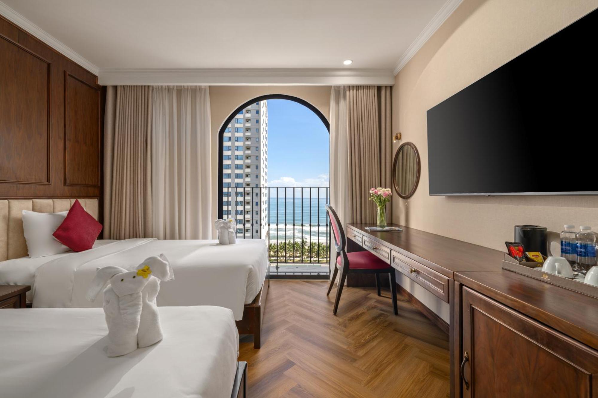 Golden Lotus Luxury Hotel Danang - Complimentary Daily Afternoon Tea Da Nang Exterior foto