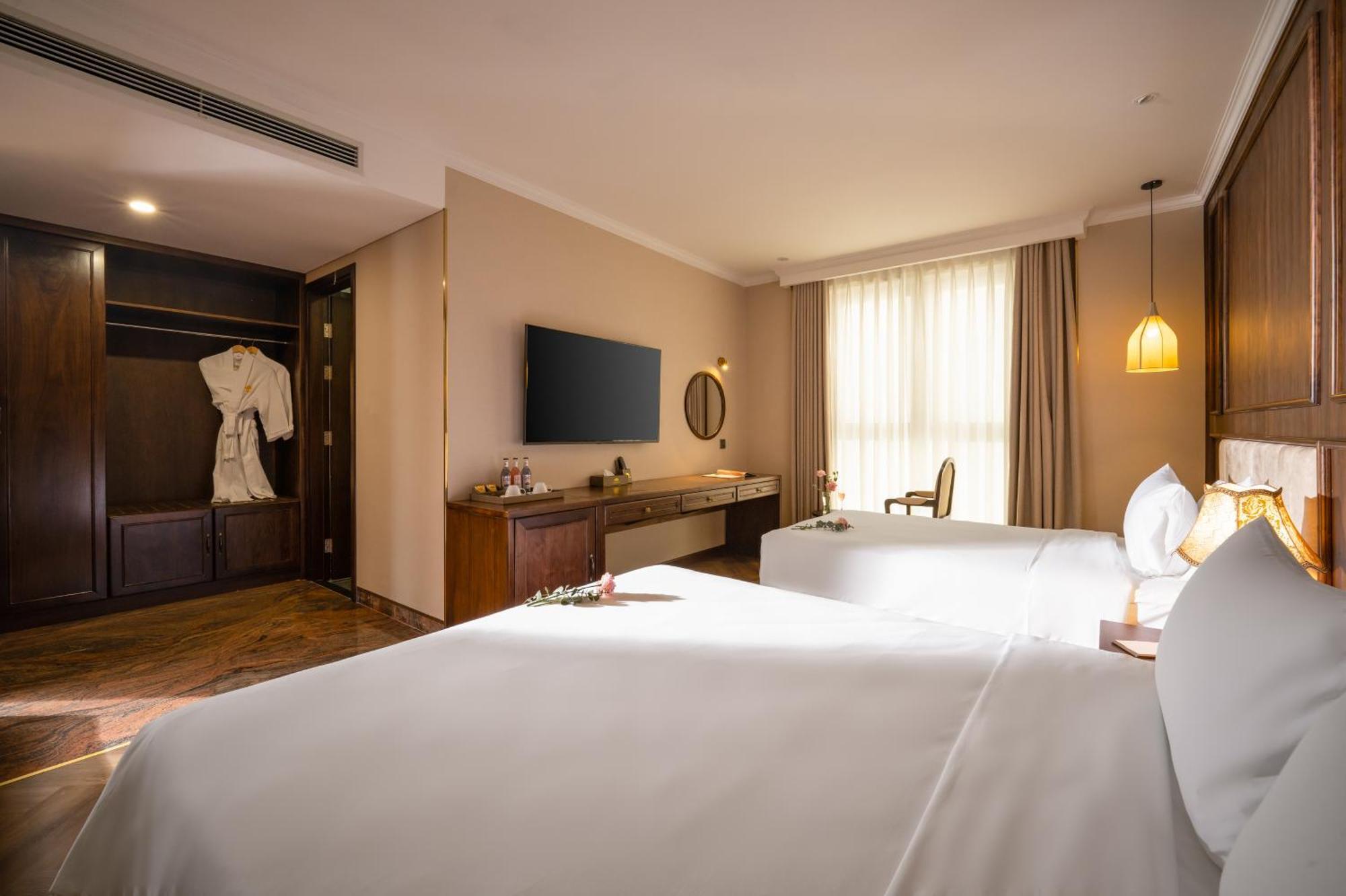 Golden Lotus Luxury Hotel Danang - Complimentary Daily Afternoon Tea Da Nang Exterior foto